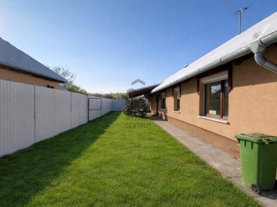 Eladó családi ház Örkény