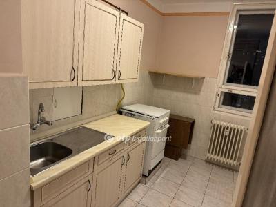 Eladó lakás Dunaújváros