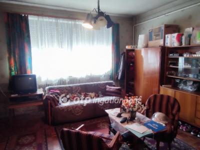 Eladó családi ház Jászberény