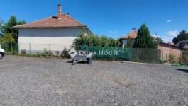 Eladó családi ház Budapest