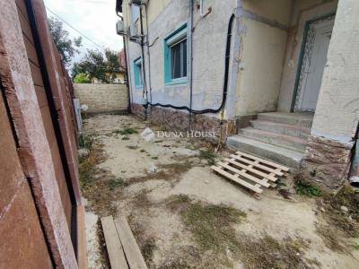 Eladó családi ház Monor