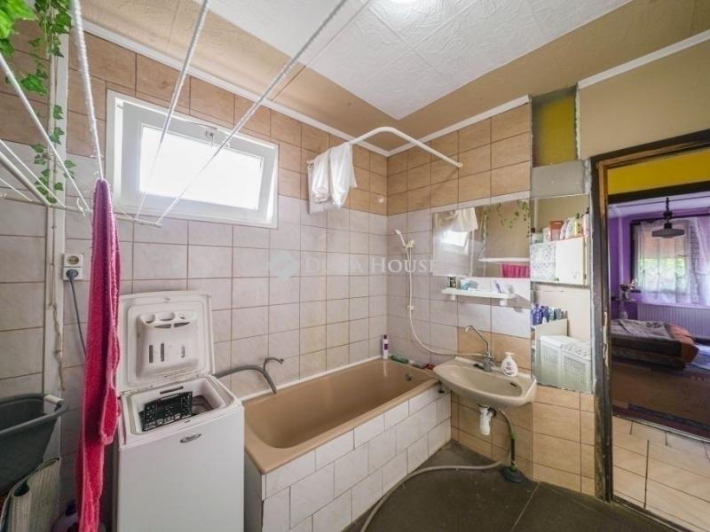 Eladó családi ház Vecsés