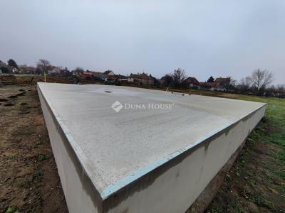 Eladó családi ház Albertirsa