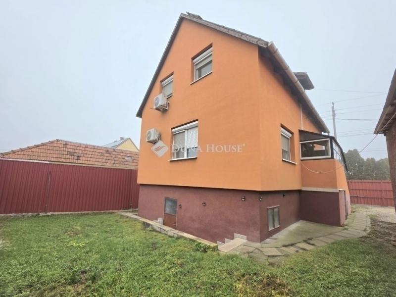 Eladó családi ház Gyömrő