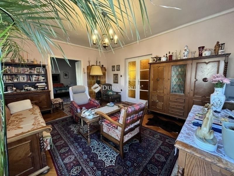 Eladó családi ház Budapest