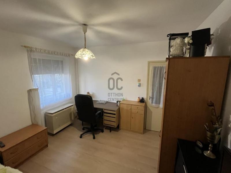 Eladó családi ház Cegléd