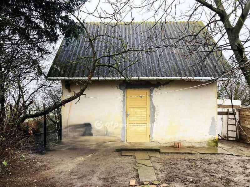 Eladó családi ház Szentes