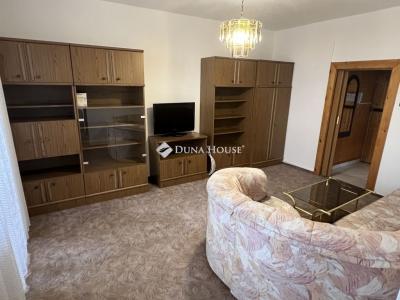 Eladó lakás Dunaújváros