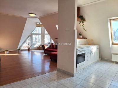 Eladó lakás Kecskemét