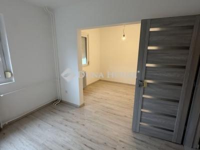 Eladó lakás Székesfehérvár