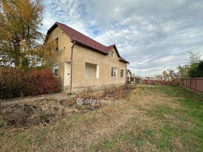 Eladó családi ház Nagykálló
