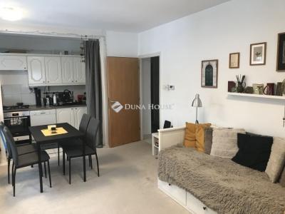 Eladó lakás Székesfehérvár