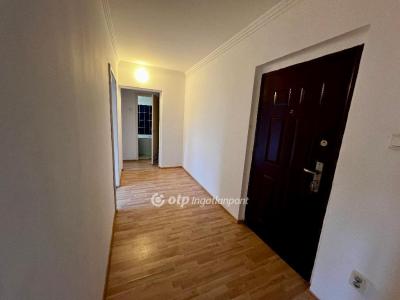 Eladó lakás Tiszavasvári