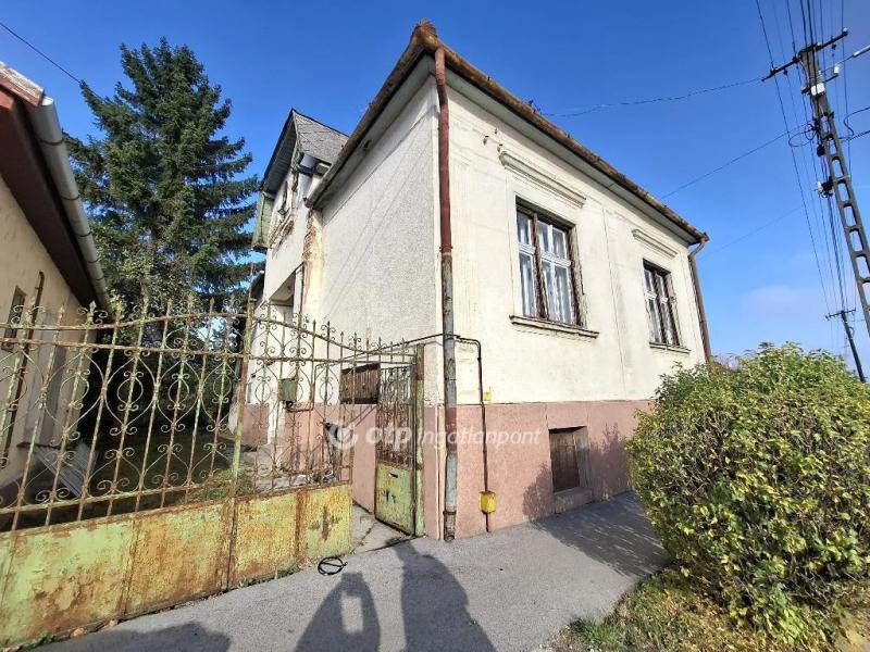 Eladó családi ház Biharkeresztes