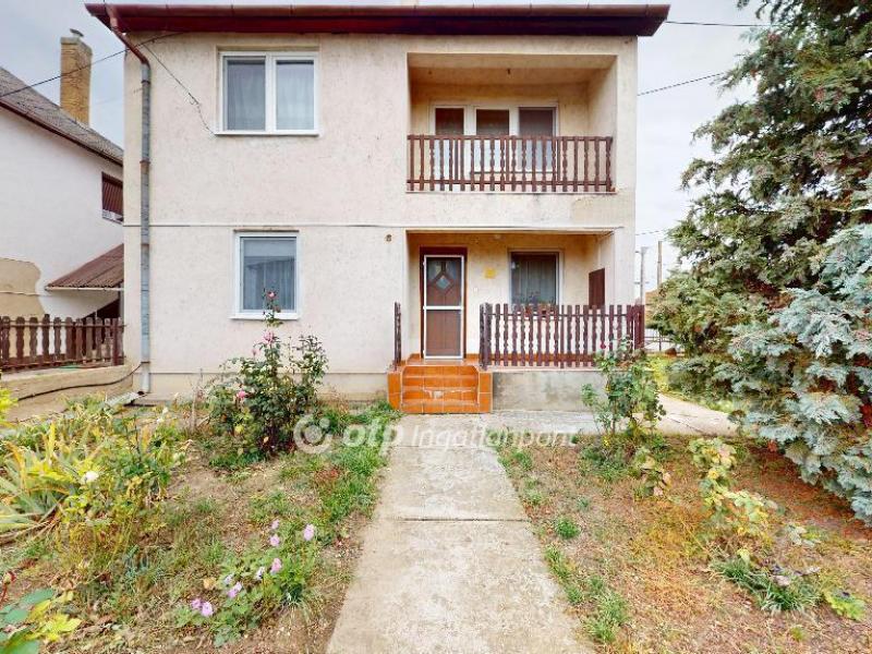 Eladó családi ház Tiszavasvári