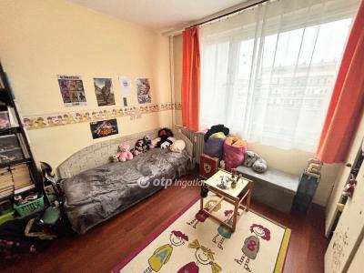 Eladó lakás Debrecen