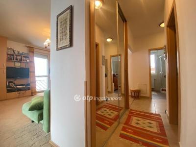 Eladó lakás Siófok