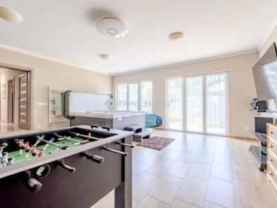 Eladó családi ház Üllő