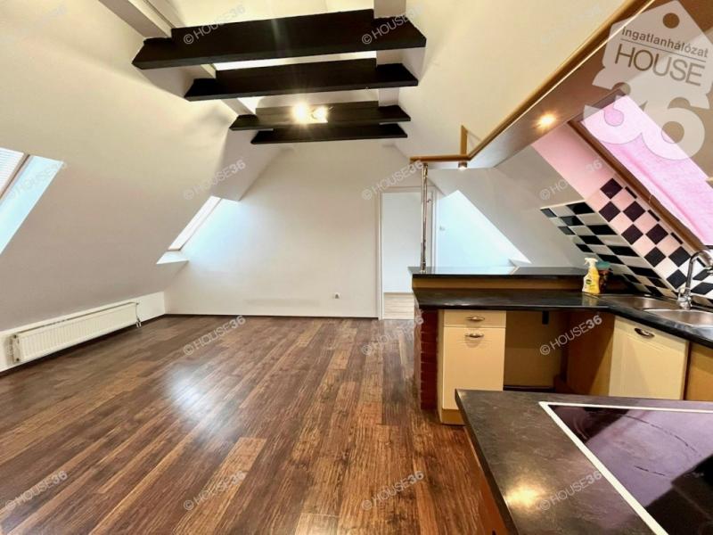 Eladó lakás Kecskemét