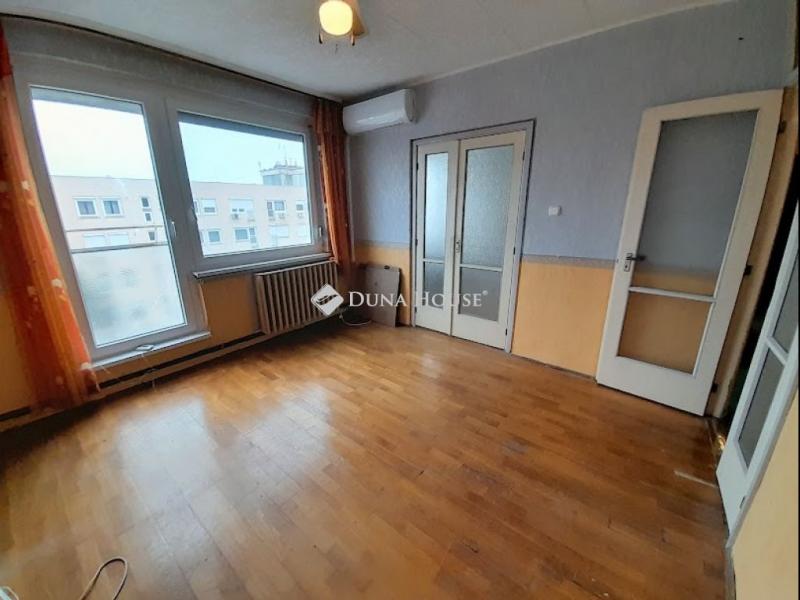 Eladó lakás Békéscsaba