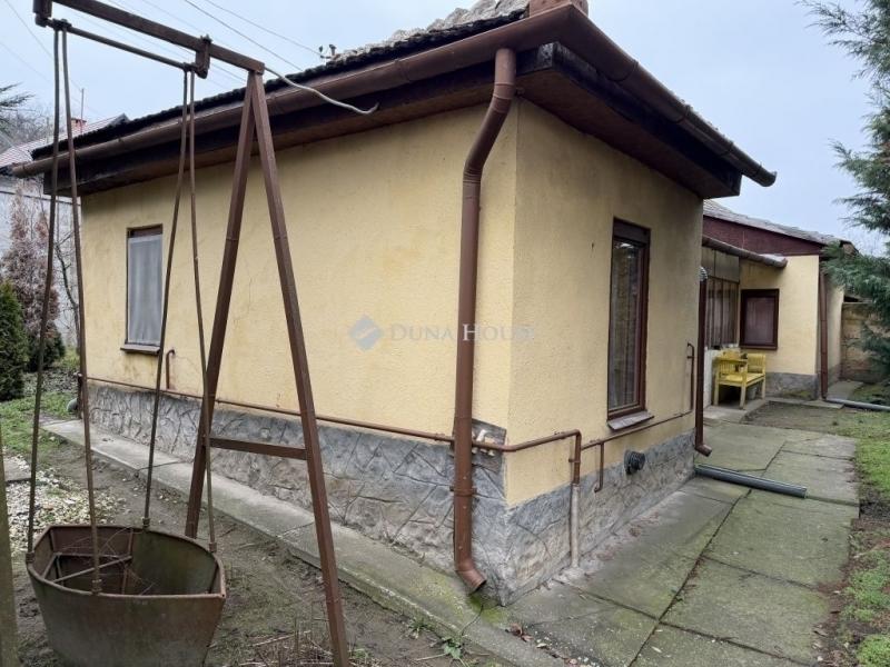 Eladó családi ház