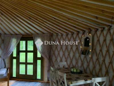 Eladó külterületi telek Vácduka