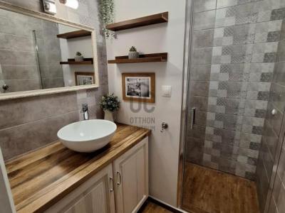 Eladó lakás Dunakeszi