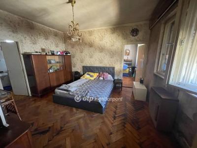 Eladó lakás Kaposvár