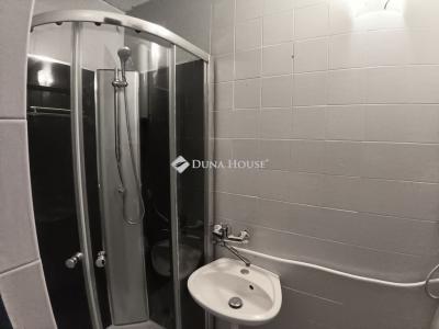 Eladó nyaraló Tápiószentmárton