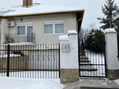 Eladó ikerház Budapest