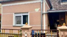 Eladó családi ház Pécs