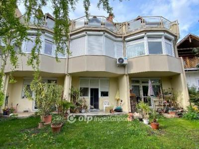 Eladó sorház Pécs