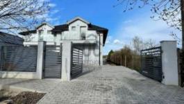 Eladó ikerház Budapest