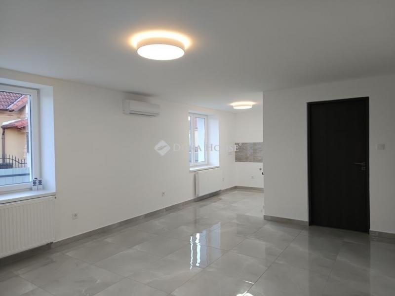 Eladó családi ház Nagykáta