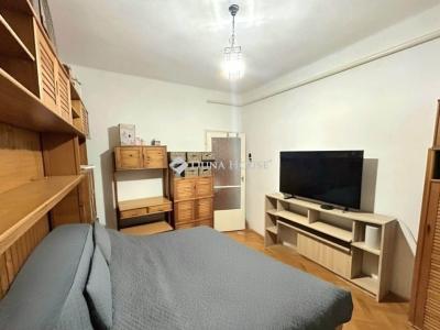 Eladó családi ház Monor