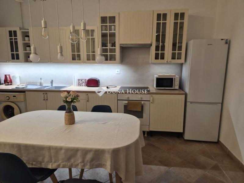 Eladó lakás Budapest