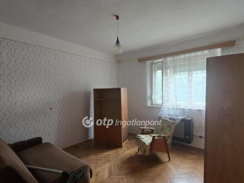 Eladó családi ház Püspökladány