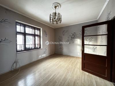 Eladó lakás Iregszemcse