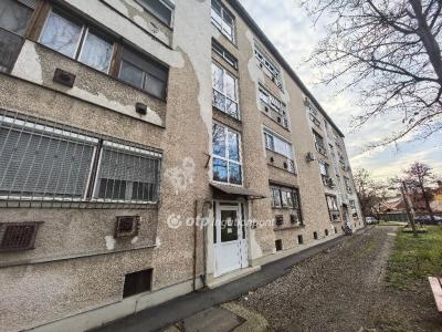 Eladó lakás Debrecen