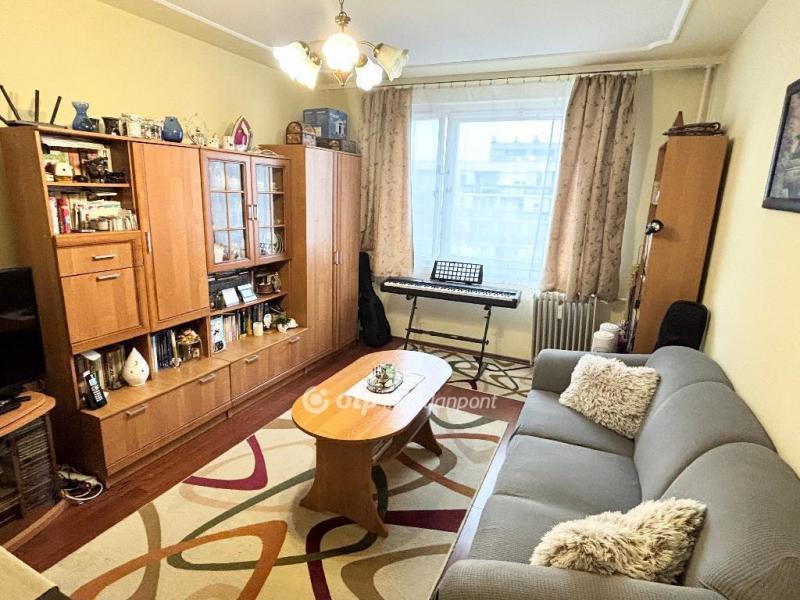 Eladó lakás Debrecen