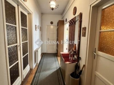 Eladó családi ház Budapest