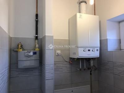 Eladó családi ház Budapest