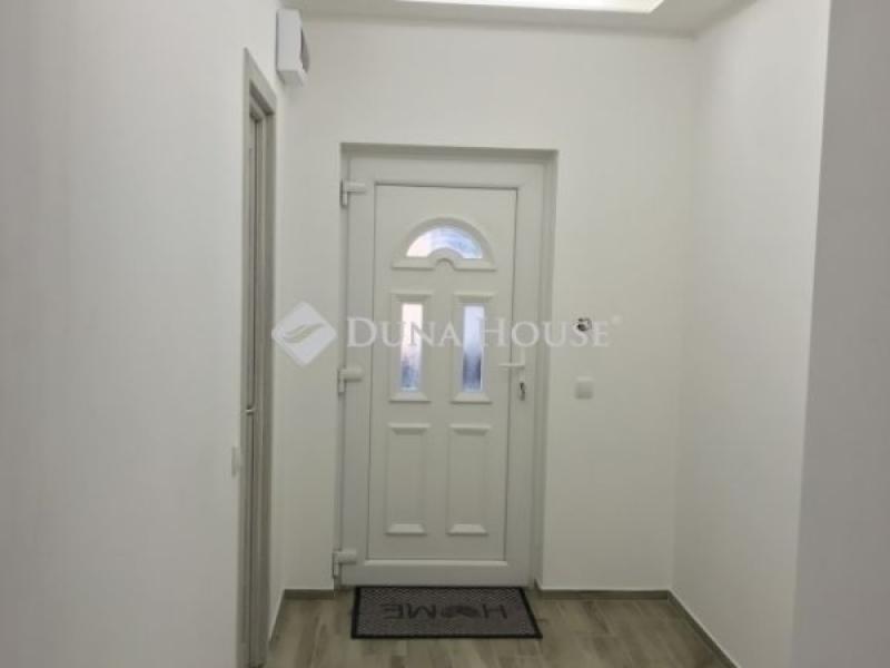 Eladó családi ház Budapest