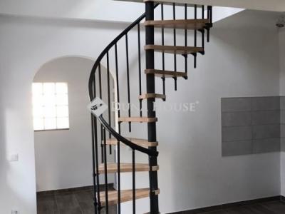 Eladó családi ház Budapest