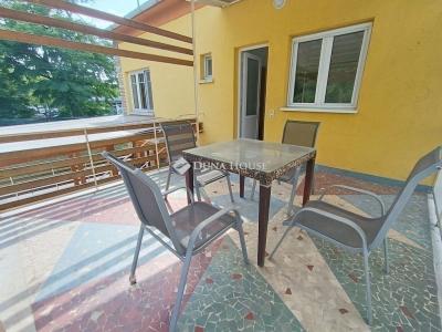 Eladó családi ház Budapest