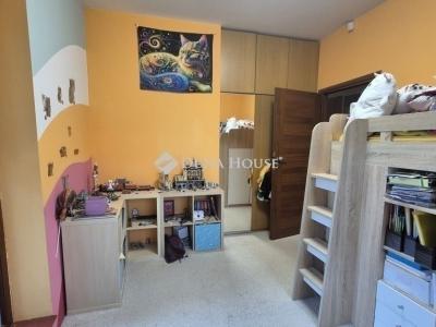 Eladó családi ház Mogyoród