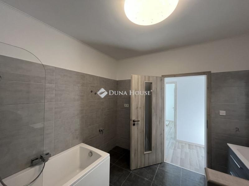 Eladó ikerház Nagytarcsa