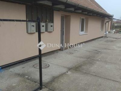 Eladó lakás Hatvan