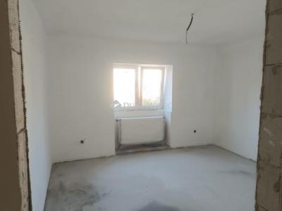 Eladó lakás Hatvan