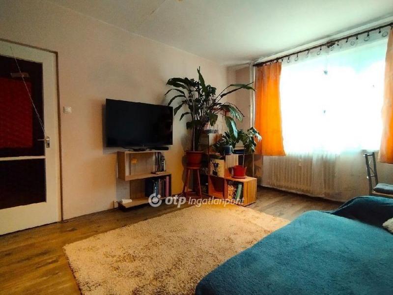 Eladó lakás Székesfehérvár